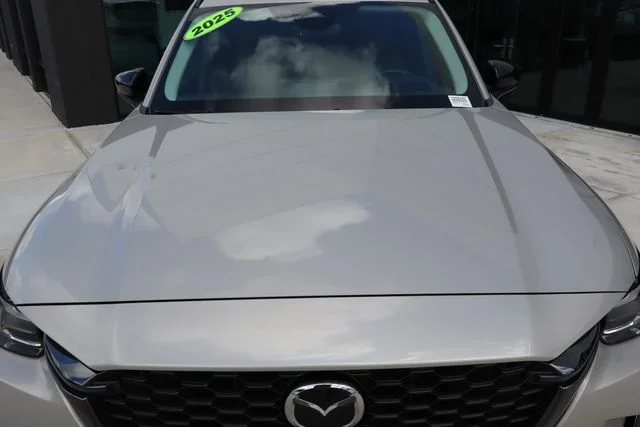Used 2025 Platinum Mazda 3.3 Turbo Premium image 10