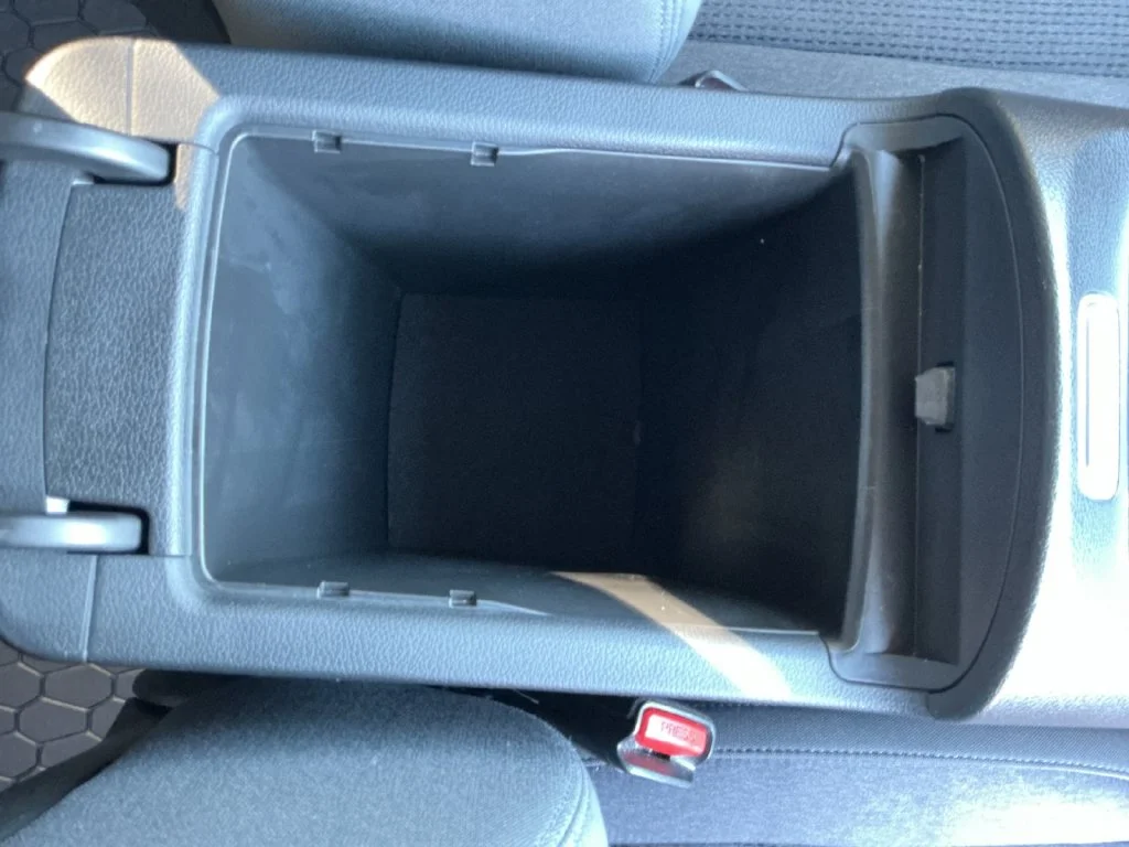 Used 2023 Gray Hyundai SEL image 33