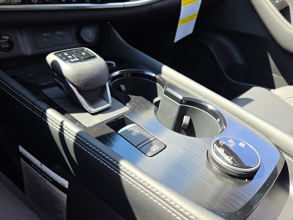 New 2026 Gold Nissan Platinum image 27