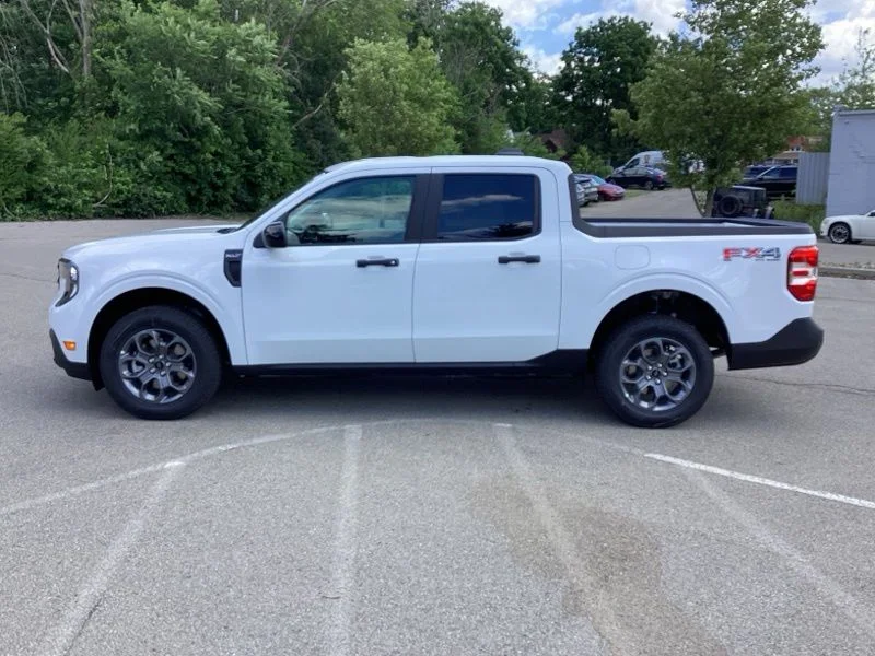 New 2026 White Ford XLT image 4