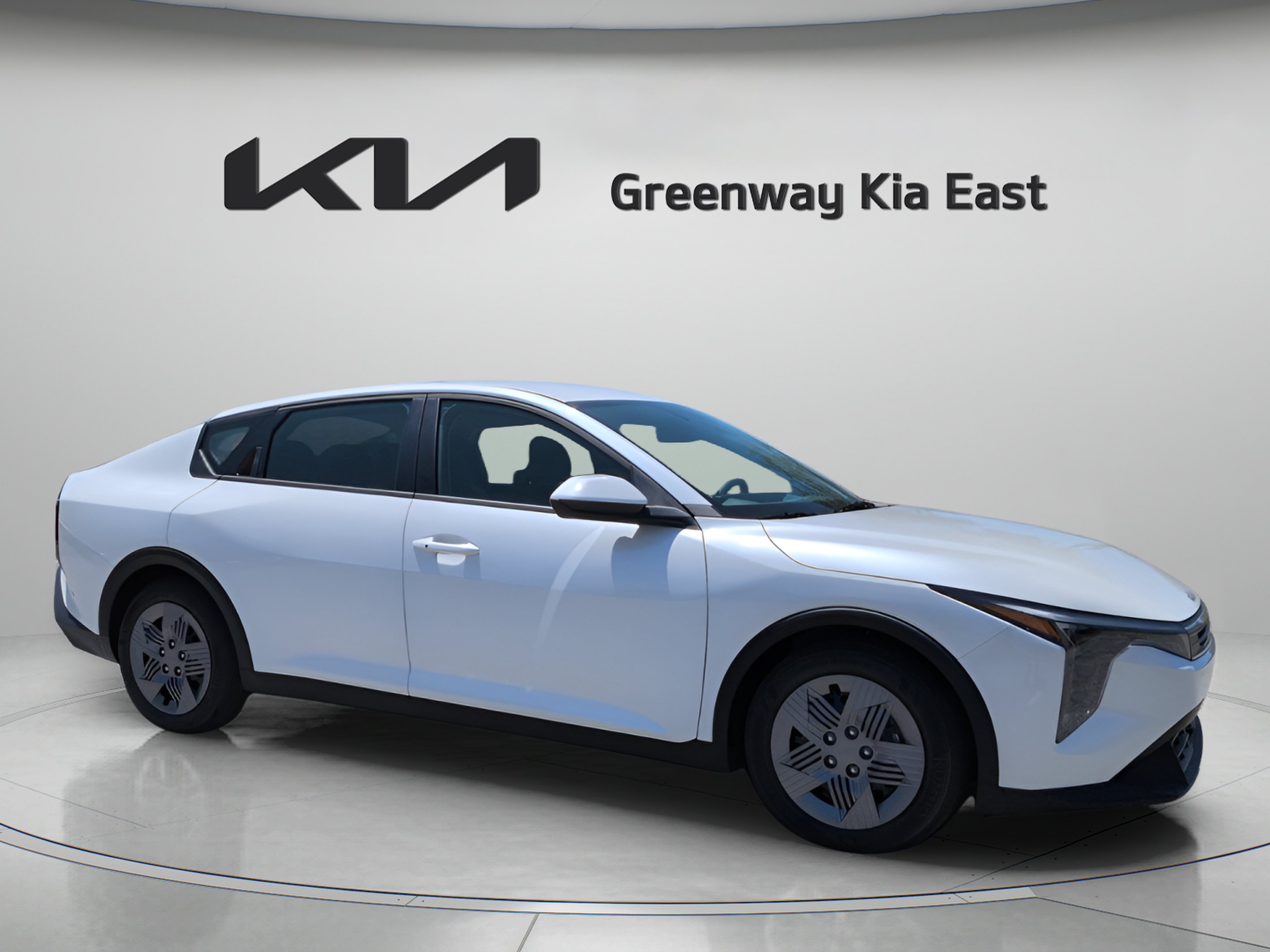 New 2026 Snow White Pearl Kia LX image 3