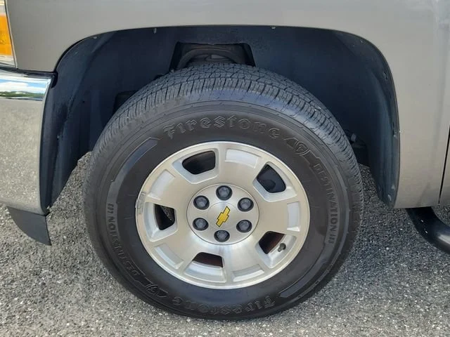 Used 2013 GRAYSTONE METALLIC Chevrolet LT image 12
