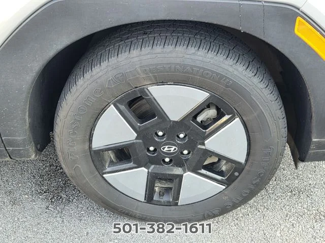 Used 2024 Silver Hyundai SEL image 18