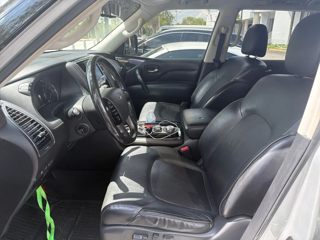Used 2020 Silver INFINITI LUXE image 5