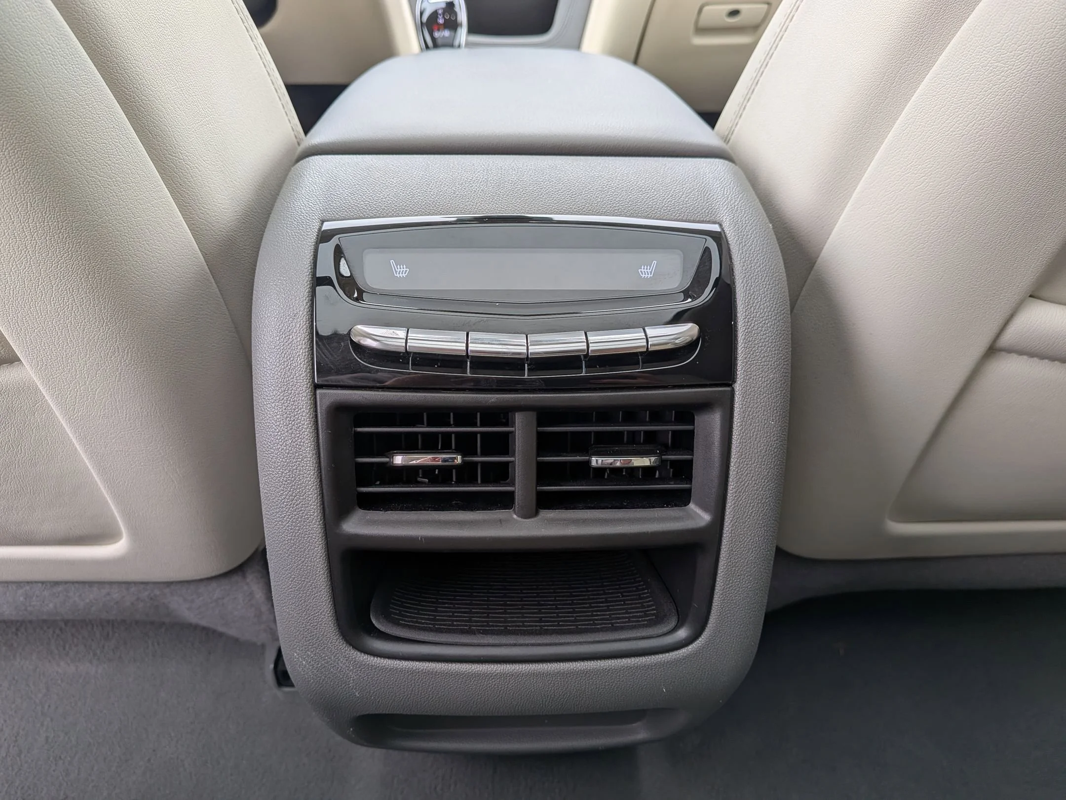 Used 2020 Red Horizon Tintcoat Cadillac Premium Luxury AWD image 21