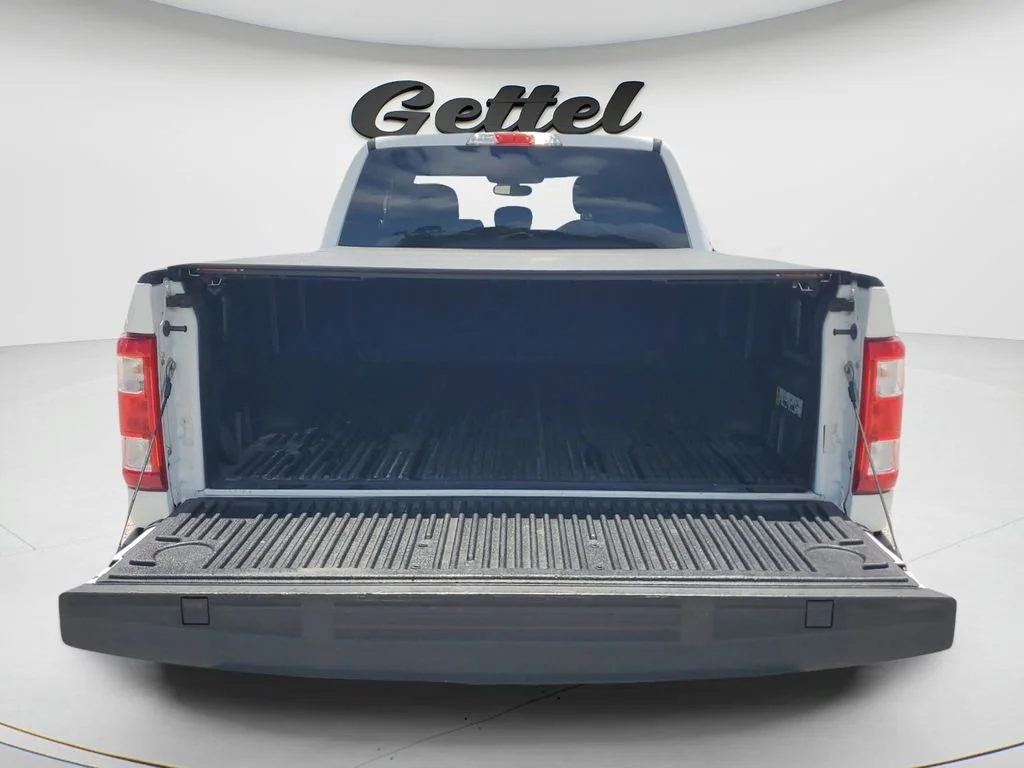Used 2021 White Ford XL image 9