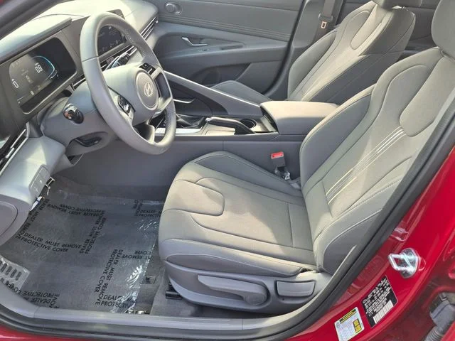 Certified Used 2025 Red Hyundai SEL Sport image 18