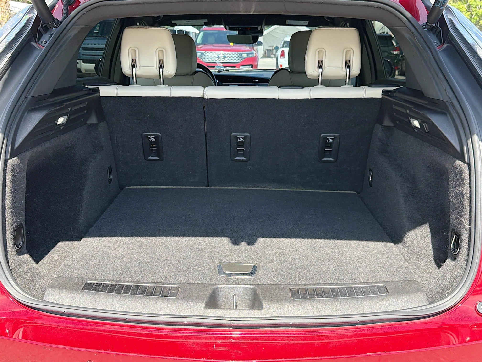 Used 2022 Infrared Tintcoat Cadillac FWD Sport image 12