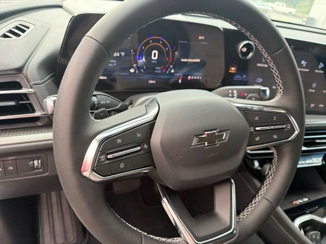 New 2026 Summit White Chevrolet LT image 31