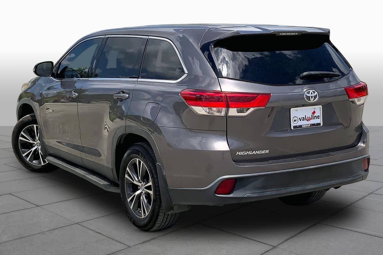 Used 2019 Predawn Gray Mica Toyota LE image 12
