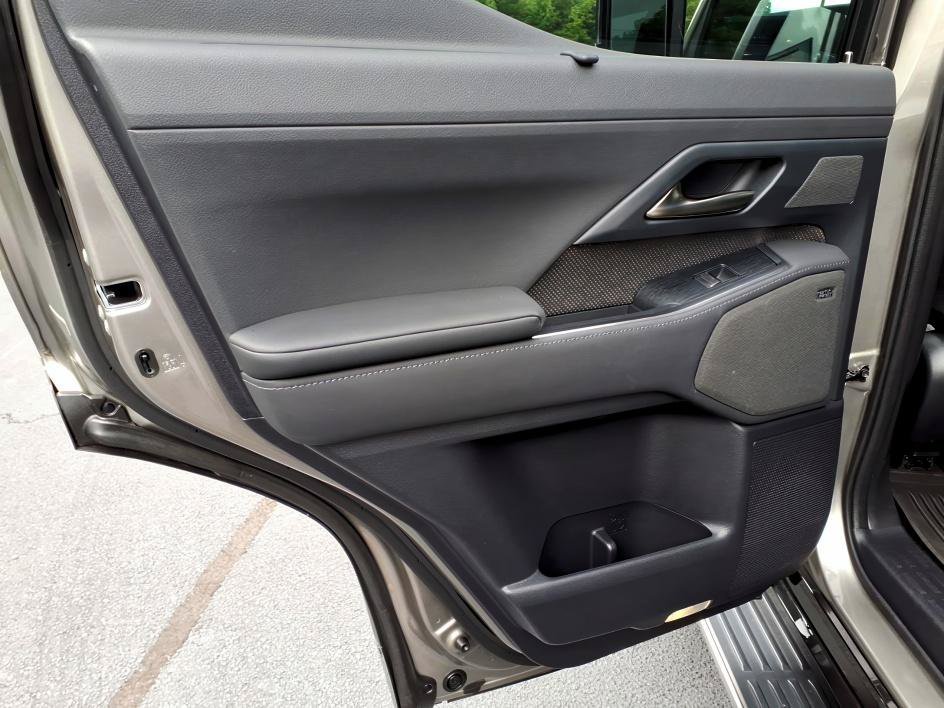 2024 Lexus GX Luxury - Photo 14