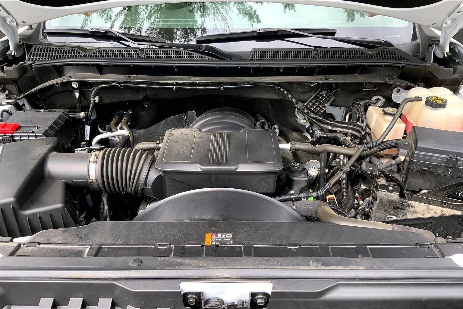 Used 2021 Summit White GMC Denali image 32