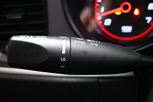 Used 2021 White Dodge SXT image 20