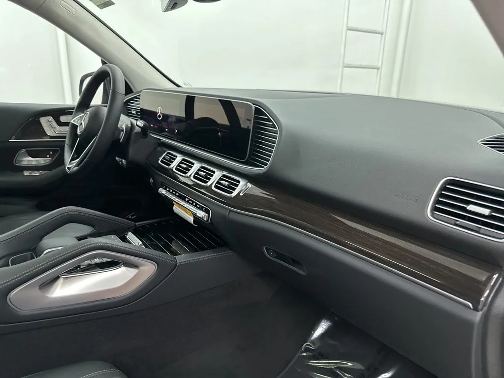 New 2026 Black Mercedes-Benz GLE 350 image 25