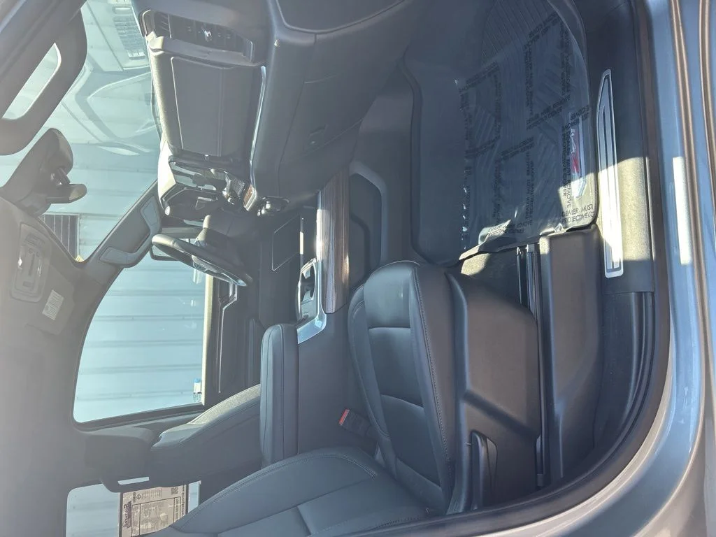 Used 2025 Gray Chevrolet LT image 21