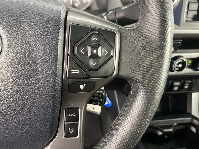 Used 2018 Gray Toyota SR5 image 15