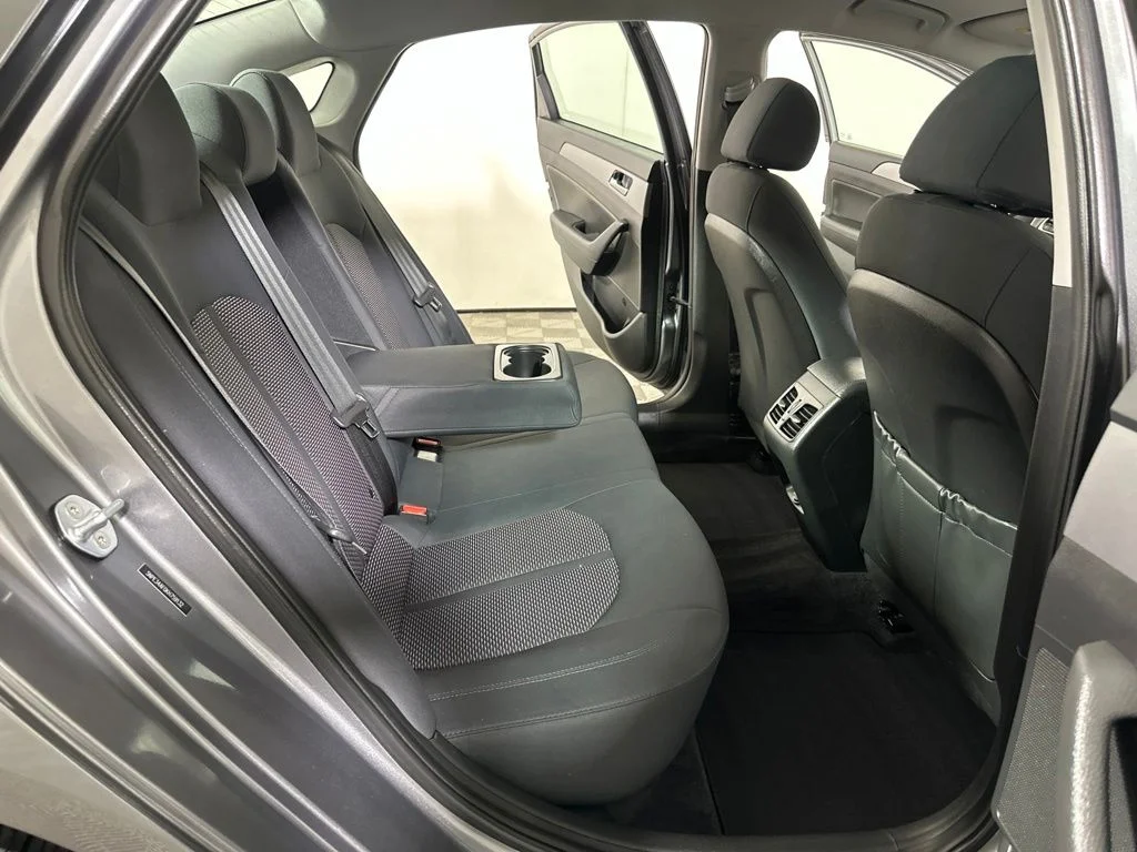 Used 2019 Machine Gray Hyundai SEL image 22
