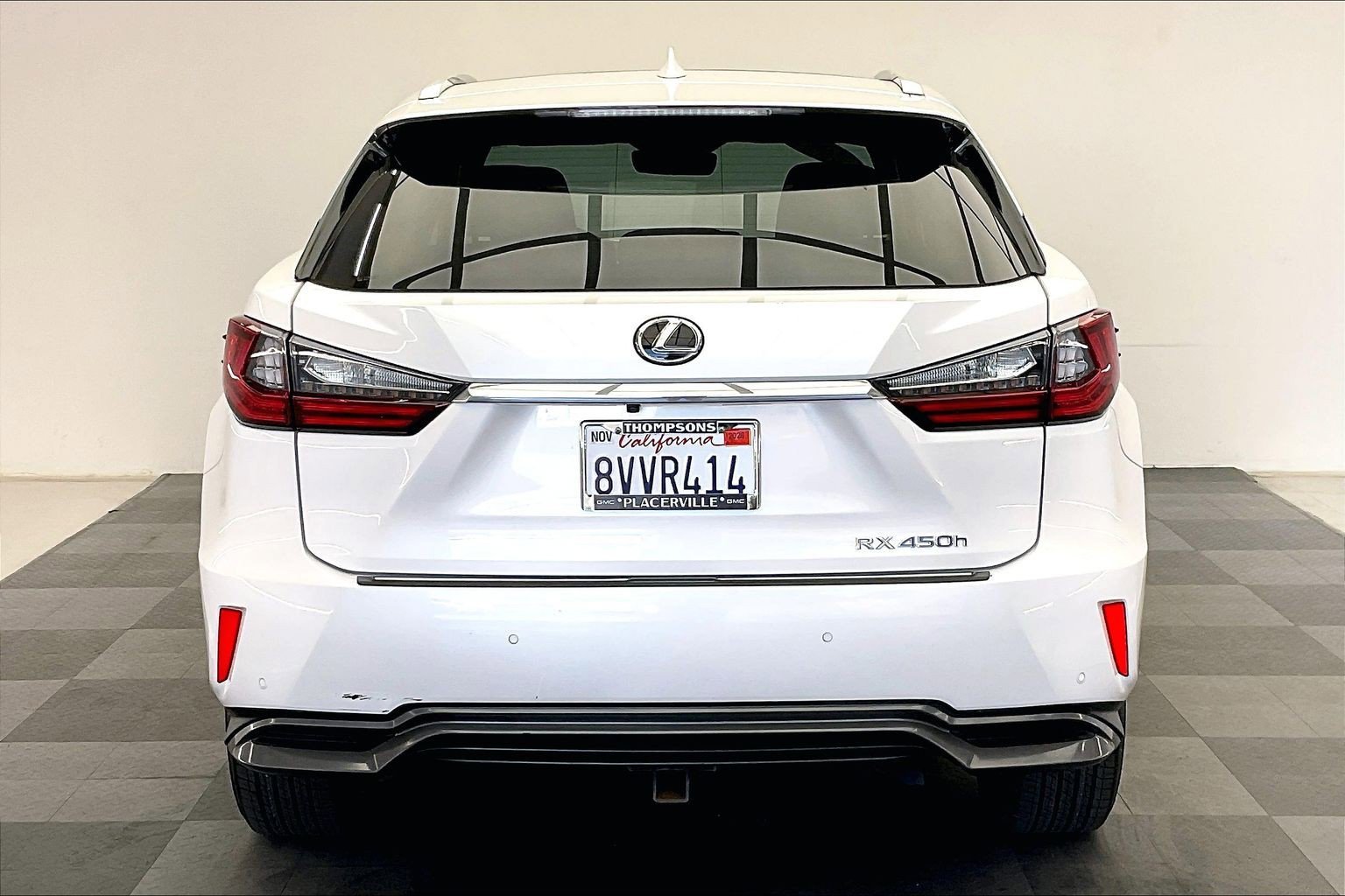 Used 2019 Eminent White Pearl Lexus RX 450h image 3
