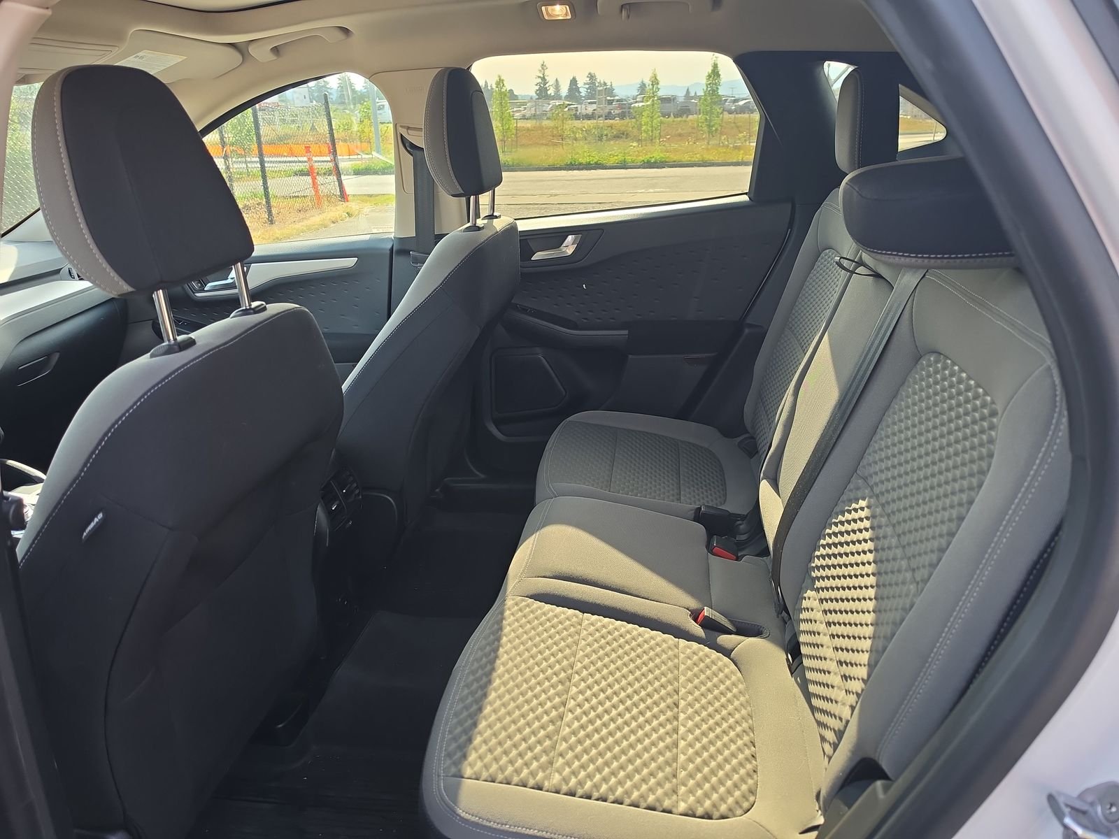 Used 2020 Star White Ford SE image 10