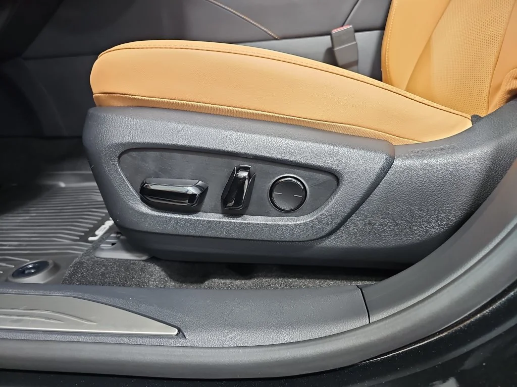 New 2026 Caviar Lexus PREMIUM image 28