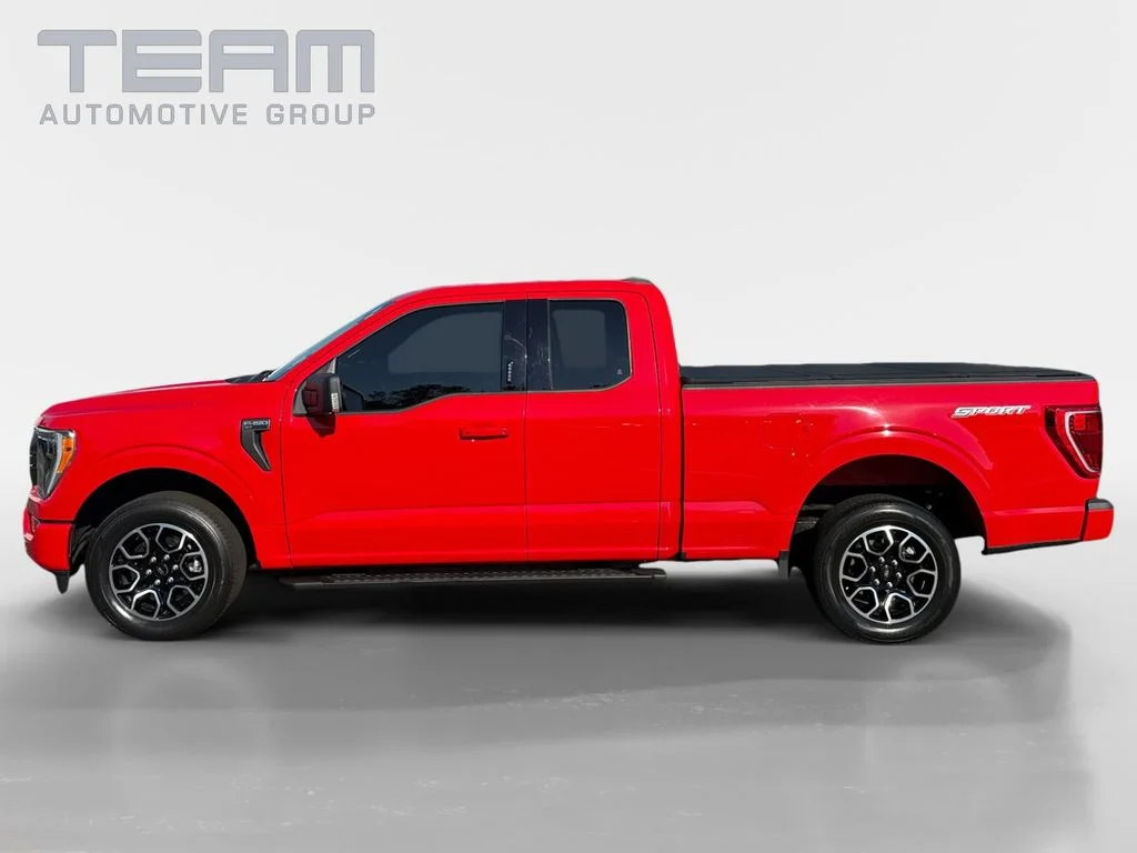 Used 2021 Red Ford XLT image 4