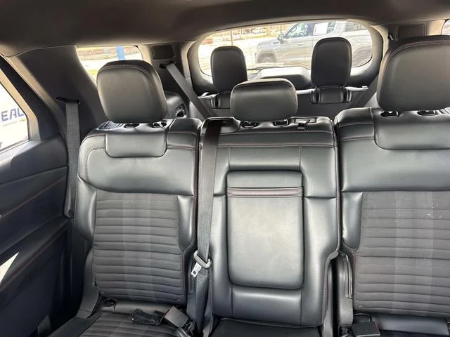 Used 2025 Gray Ford ST-Line image 45