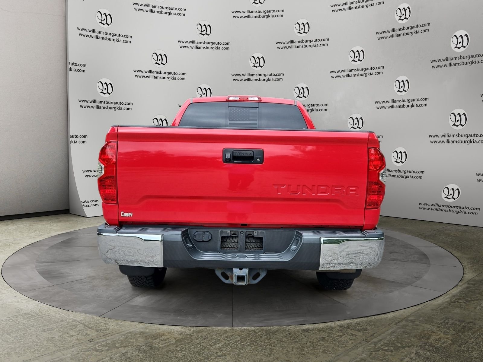 Used 2014 Red Toyota SR5 image 4