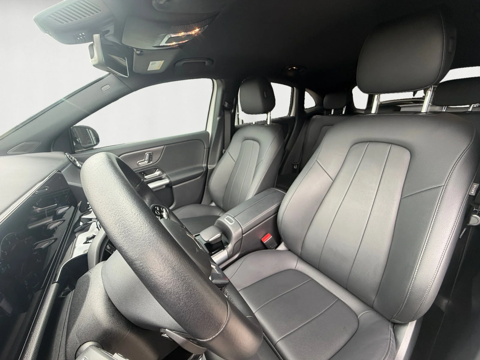 Used 2023 Polar White Mercedes-Benz GLA 250 image 10