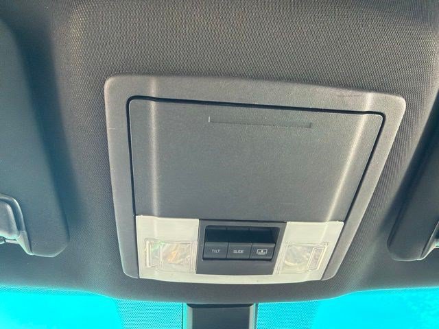 Used 2016 Bronze Ford Limited image 37