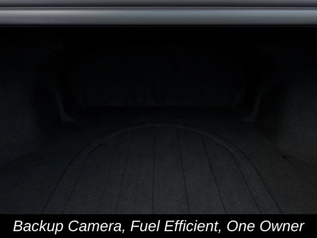 New 2026 Snow White Pearl Kia LX image 19