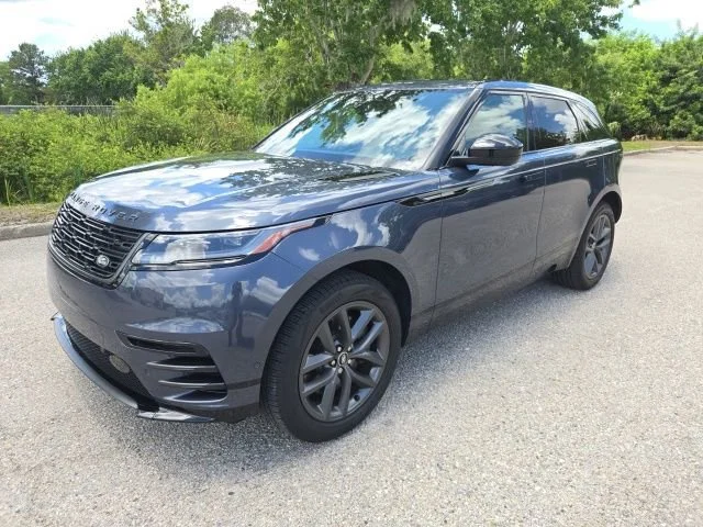 2026 Land Rover Range Rover Velar P250 Dynamic SE's photo