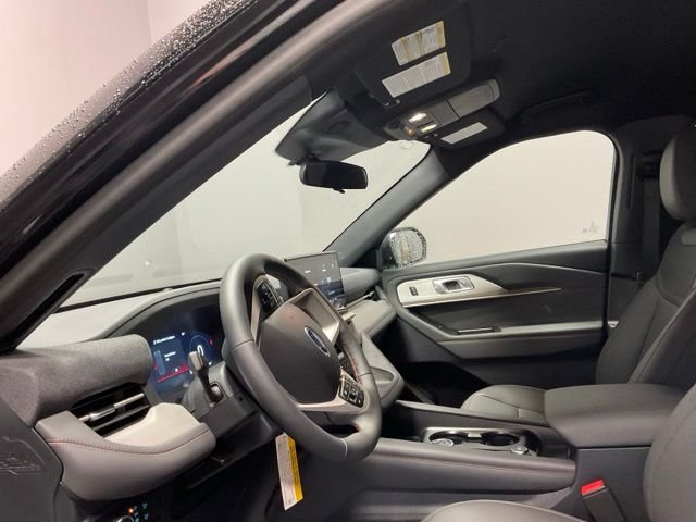 New 2027 Agate Black Metallic Ford Active image 17