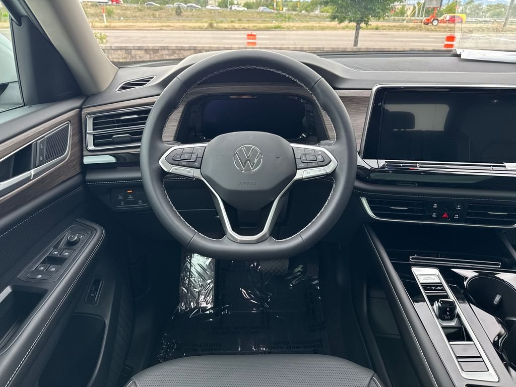 New 2026 Opal White Pearl Volkswagen 2.0T SEL image 21