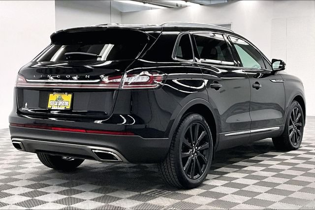 Used 2023 Black Metallic Lincoln Reserve image 13