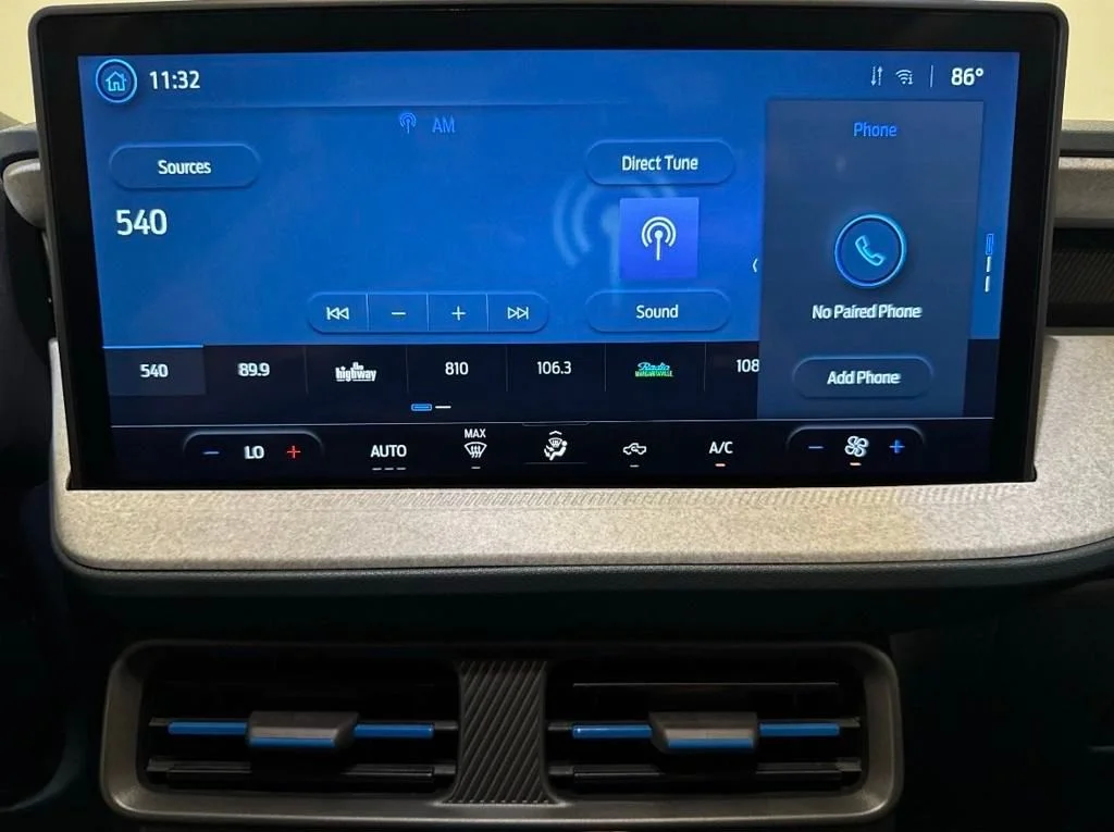 2025 Ford Maverick XLT - Photo 8