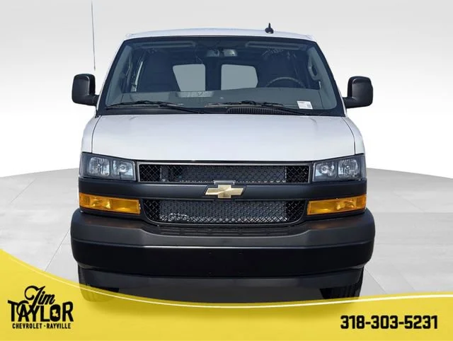 2025 Chevrolet Express Cargo Work Van - Photo 11