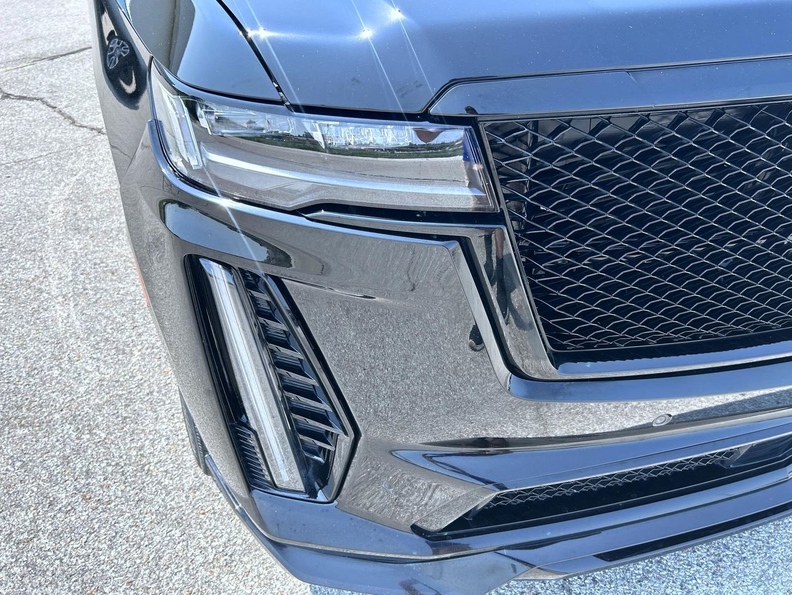 Used 2023 Black Cadillac V-Series image 10