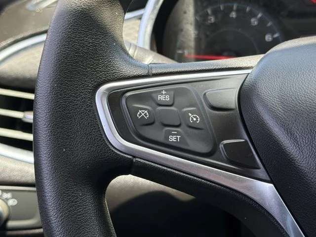 Used 2018 White Chevrolet LT image 11