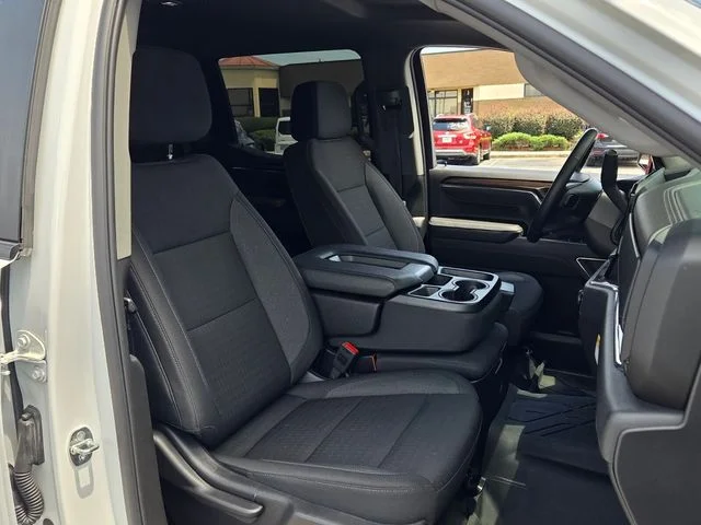 Used 2024 White Chevrolet LT image 18