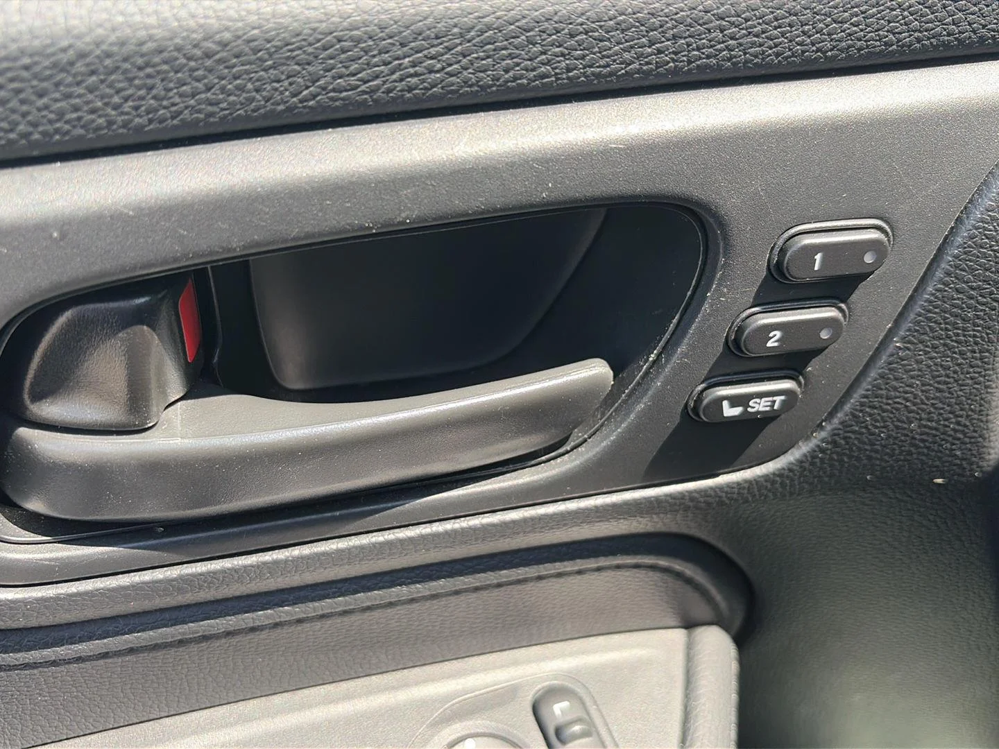 Used 2025  Honda EX-L image 8