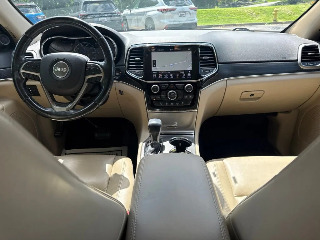 Used 2020 White Jeep Limited image 17