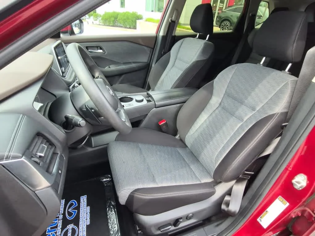 Certified Used 2023 Scarlet Ember Tintcoat Nissan SV image 10
