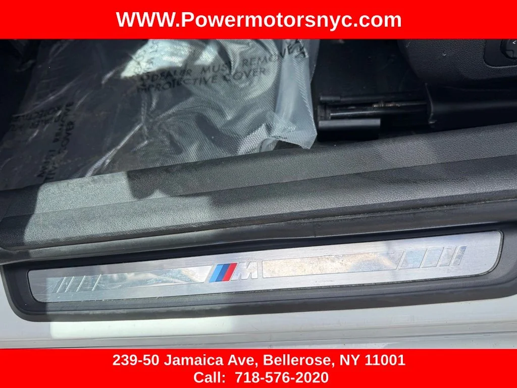 Used 2023 White BMW 330i xDrive image 23