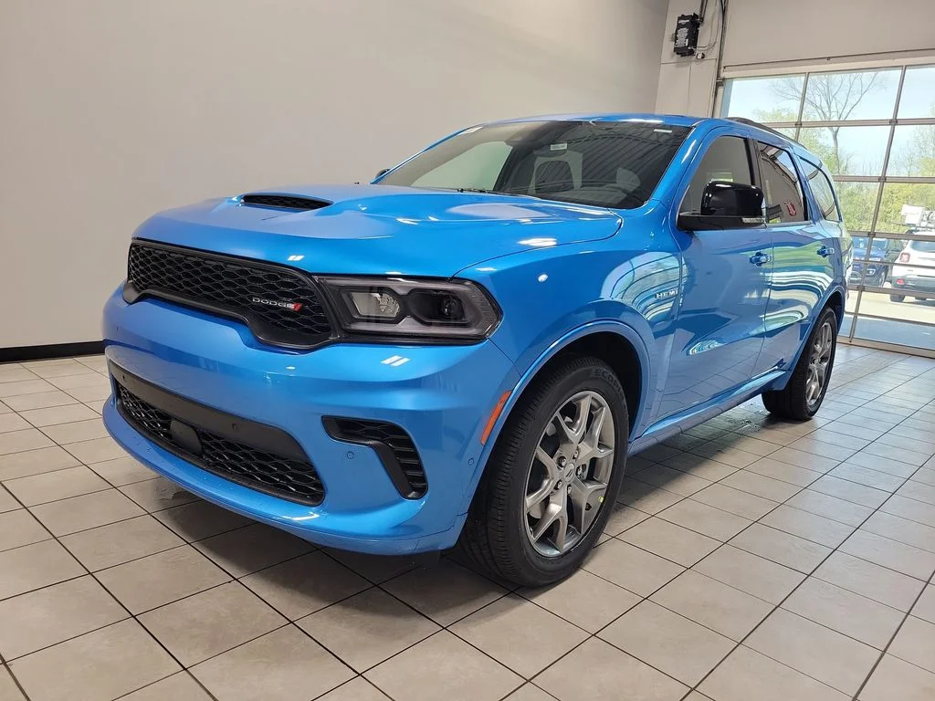 New 2026 B5 Blue Exterior Paint Dodge GT Plus HEMI V8 image 3