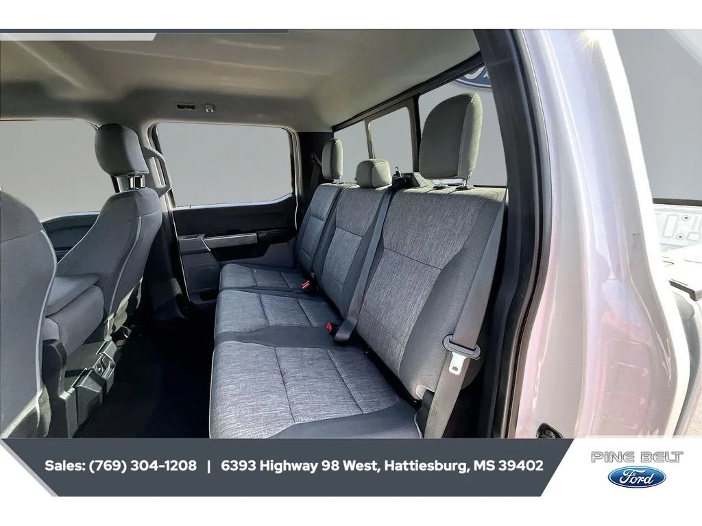 Used 2024 Oxford White Ford XL image 20