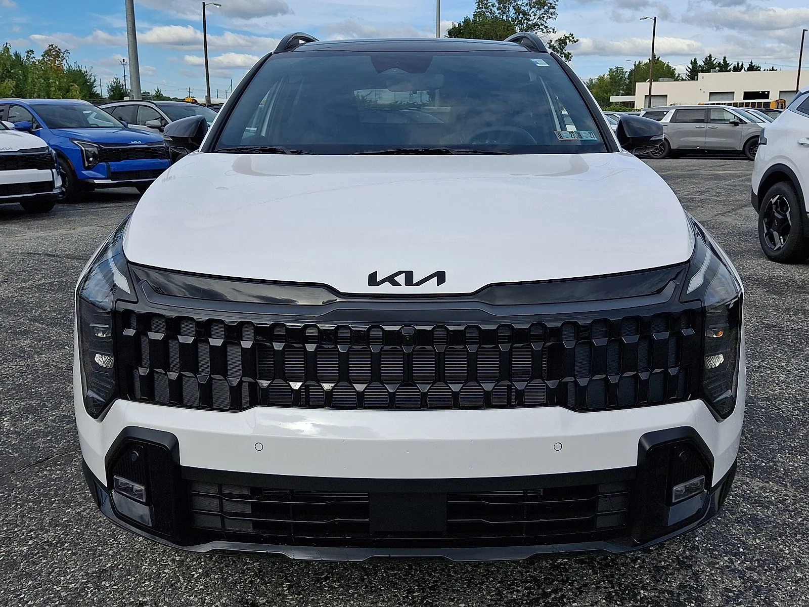 New 2027 White Kia X-Line image 3
