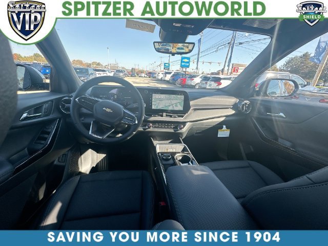 New 2027 Mosaic Black Metallic Chevrolet LT image 28