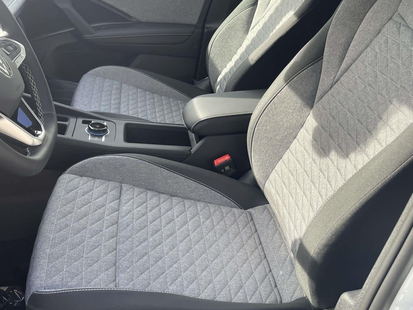 New 2026 Pure White Volkswagen S image 15