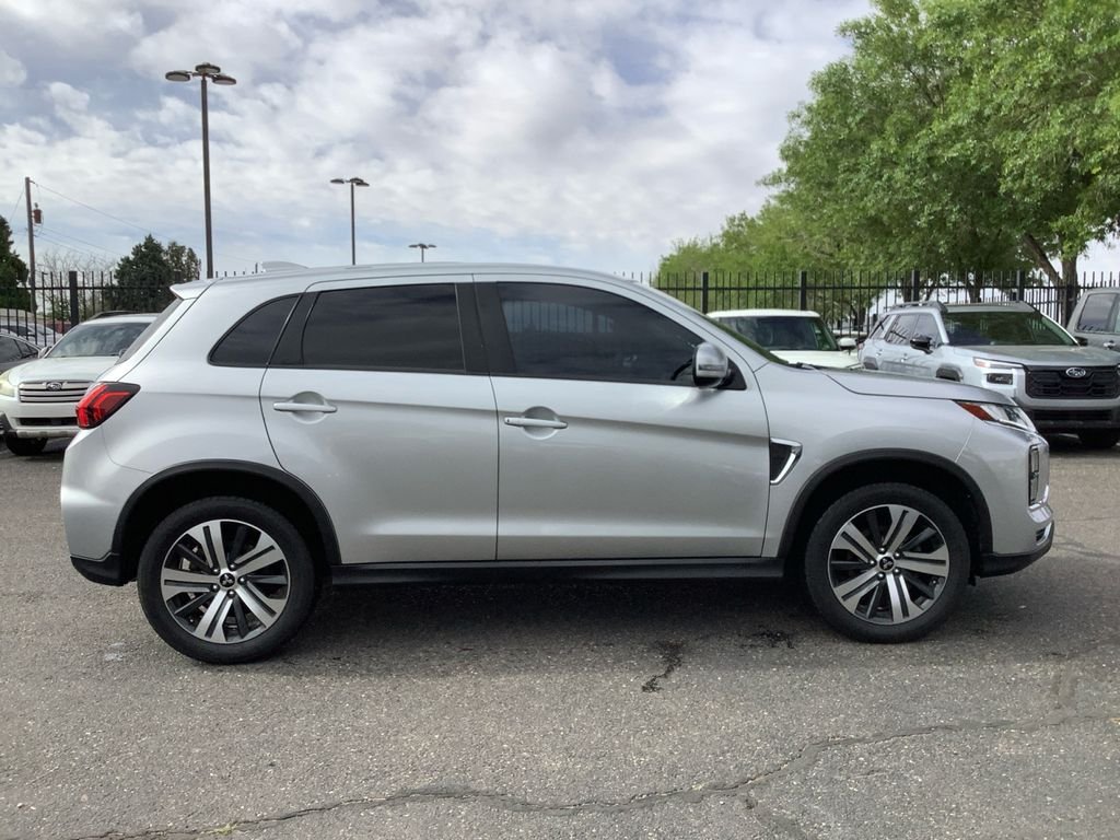 Used 2020 Silver Mitsubishi 2.0 SE image 24