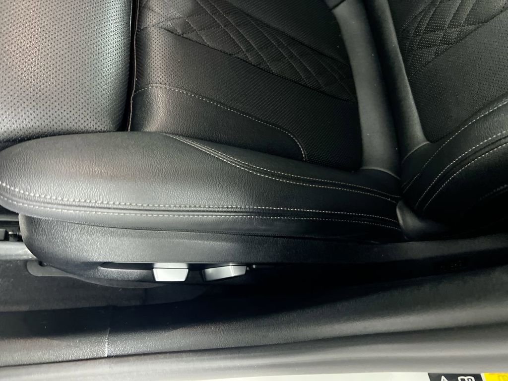 2022 BMW 5 Series 540i - Photo 13